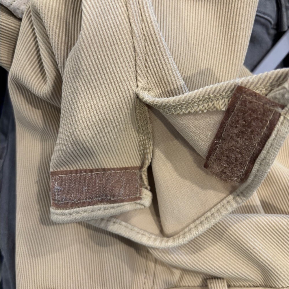 Tuff Rider Kids Riding Breeches. Size 8 - Picture 9 of 10